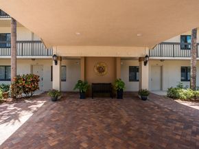 901 Seafarer Circle 306, Jupiter FL 33477
