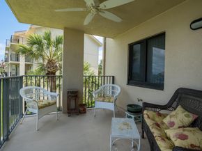 901 Seafarer Circle 306, Jupiter FL 33477