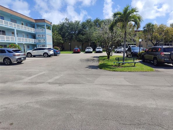 606 SW Natura Boulevard 107, Deerfield Beach FL 33441