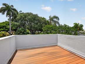 17100 Boca Club Boulevard 6, Boca Raton FL 33487