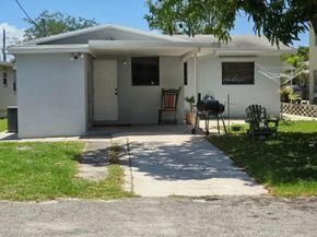 2032 Fillmore Street, Hollywood FL 33020