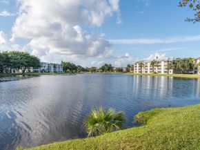 9430 Poinciana Place 110, Davie FL 33324