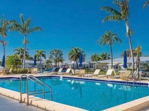 200 Pine Point Drive B, Boynton Beach FL 33435