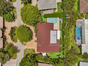 2749 NE 35th Drive, Fort Lauderdale FL 33308