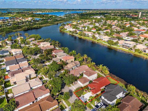 17992 SW 29th Lane, Miramar FL 33029