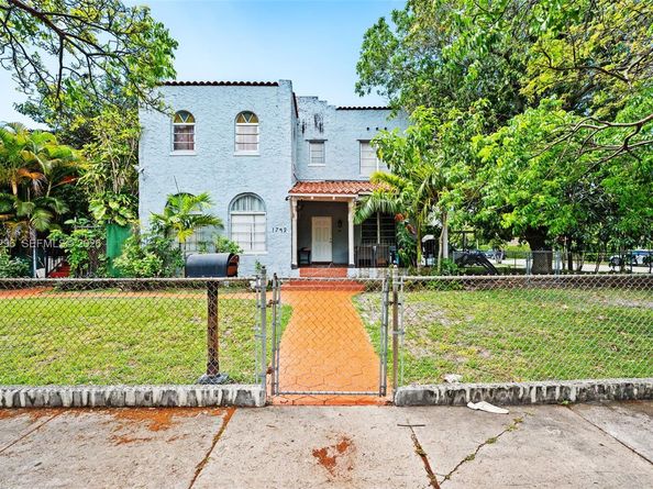 1792 SW 11th Street, Miami FL 33135