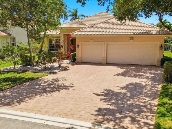 6018 NW 56th Circle NW, Coral Springs FL 33067
