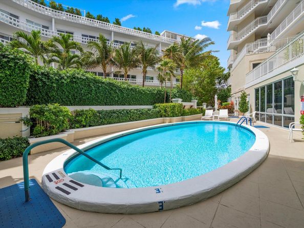 100 Royal Palm Way A2, Palm Beach FL 33480