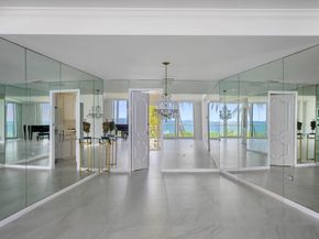 100 Royal Palm Way A2, Palm Beach FL 33480