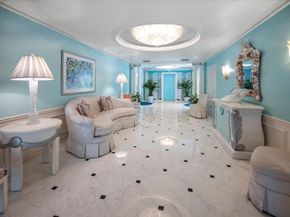 100 Royal Palm Way A2, Palm Beach FL 33480
