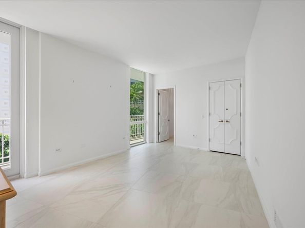 100 Royal Palm Way A2, Palm Beach FL 33480
