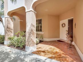 147 Legendary Circle, Palm Beach Gardens FL 33418