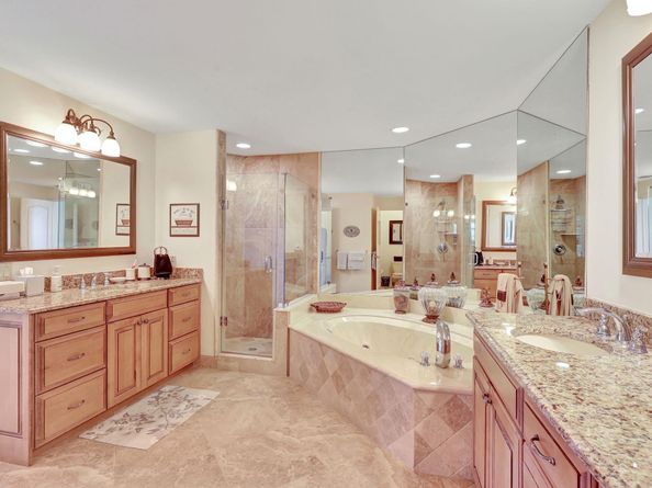 147 Legendary Circle, Palm Beach Gardens FL 33418