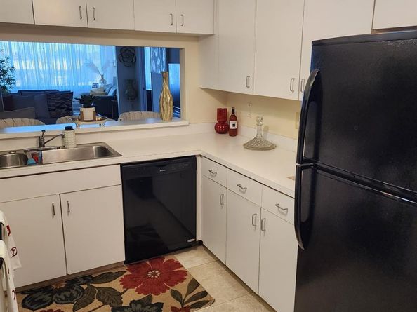 9655 N Belfort Cir 211, Tamarac FL 33321