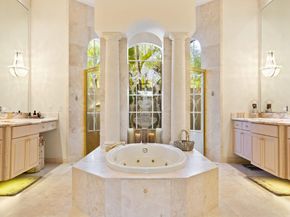 103 Via Quantera, Palm Beach Gardens FL 33418