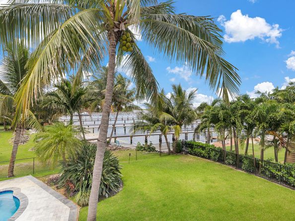 26 Bella Vista Avenue, Lake Worth Beach FL 33460