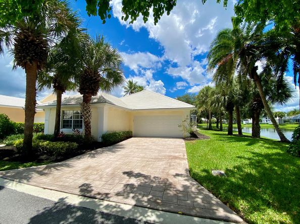 9005 Baybury Lane, West Palm Beach FL 33411