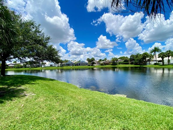 9005 Baybury Lane, West Palm Beach FL 33411