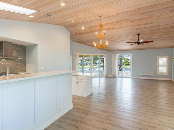 9005 Baybury Lane, West Palm Beach FL 33411