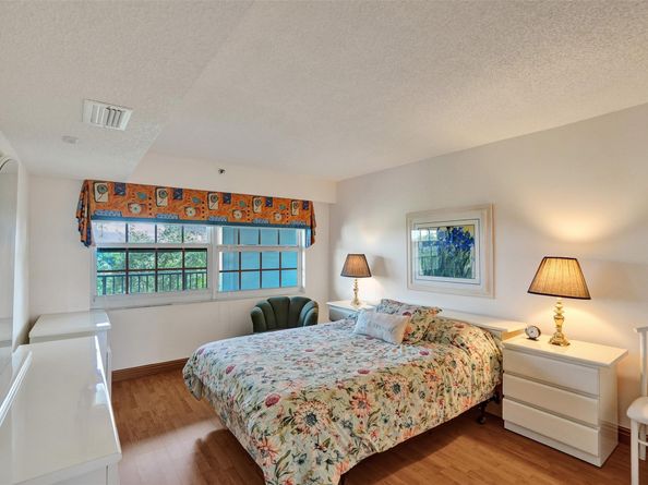 2900 N Course Dr 602, Pompano Beach FL 33069