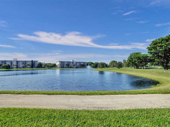 2900 N Course Dr 602, Pompano Beach FL 33069