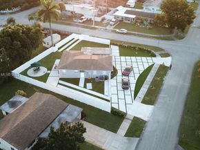 3240 SW 17th Street, Fort Lauderdale FL 33312