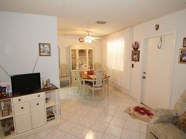 1753 3rd Avenue N 206, Lake Worth Beach FL 33460