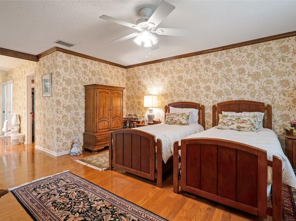 221 SW 87th Ter, Plantation FL 33324