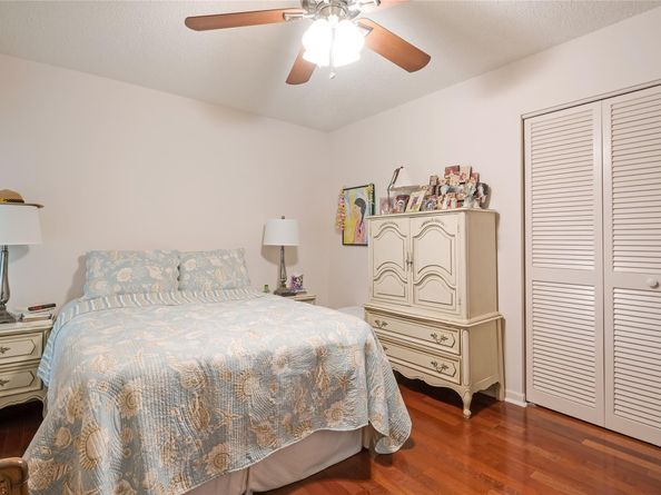 221 SW 87th Ter, Plantation FL 33324