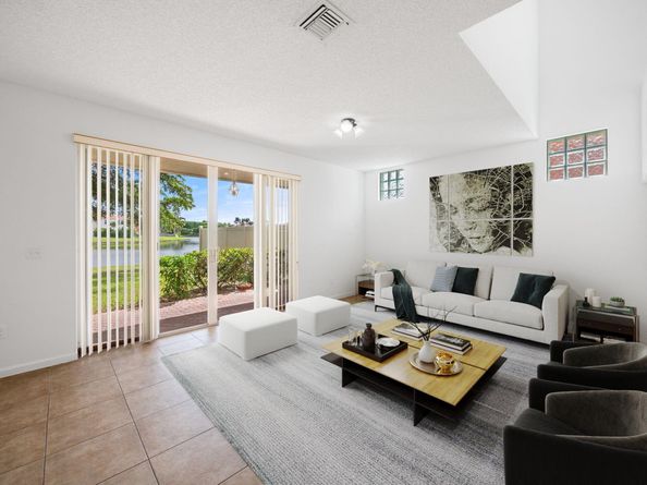 9822 Scribner Lane, Wellington FL 33414