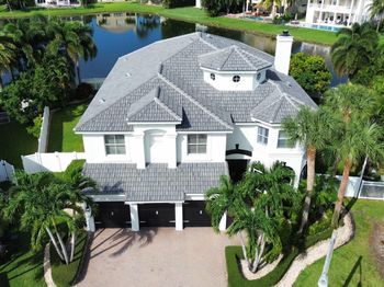 2727 Eleanor Way