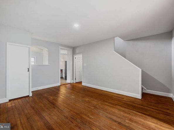 213 Dawson Street, Philadelphia PA 19128