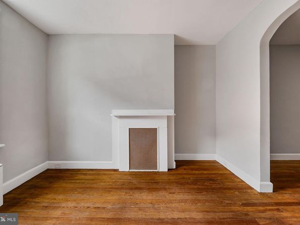 213 Dawson Street, Philadelphia PA 19128
