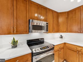 809 6TH Street NW 15, Washington DC 20001