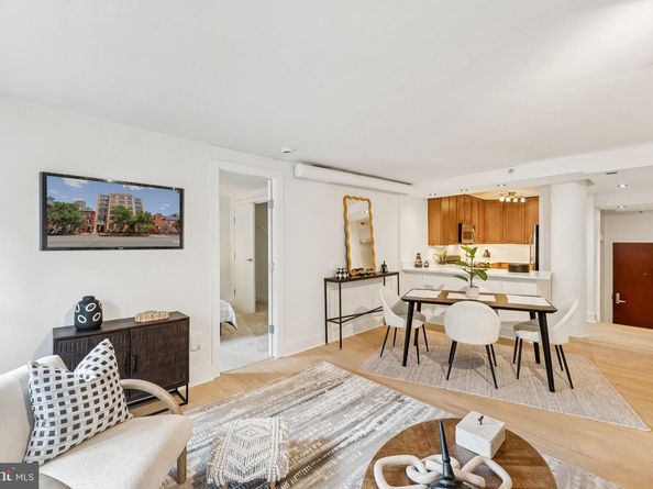 809 6TH Street NW 15, Washington DC 20001