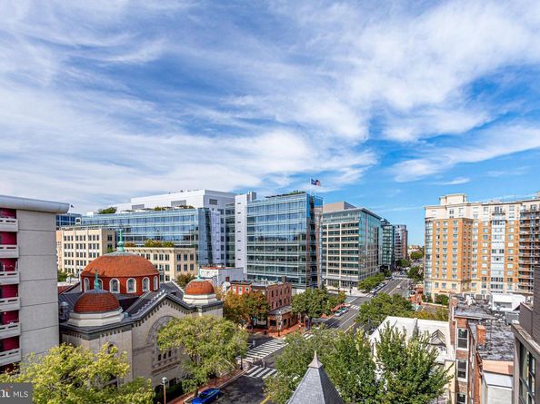 809 6TH Street NW 15, Washington DC 20001