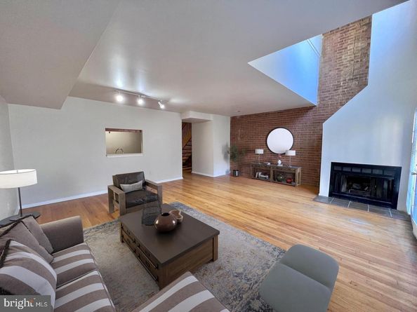 2904 11TH Street NW, Washington DC 20001