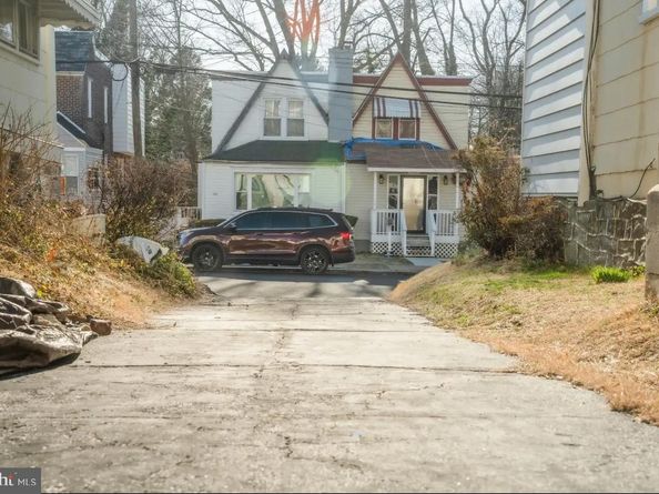 725 Yeadon Avenue, Lansdowne PA 19050