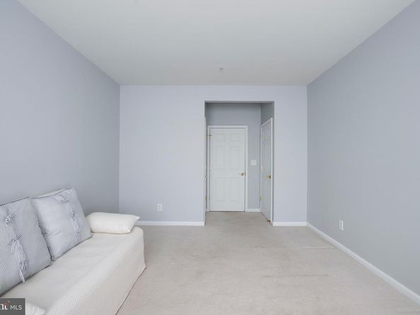 20804 Noble Terrace 208, Sterling VA 20165