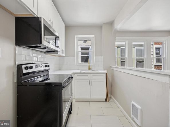 6133 W Jefferson Street, Philadelphia PA 19151