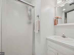 109 Lombard Street A, Philadelphia PA 19147