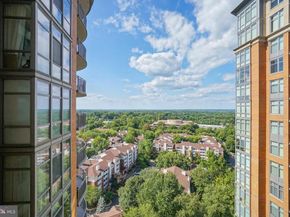 8220 Crestwood Heights Drive 1403, Mclean VA 22102