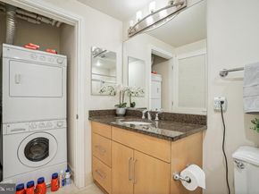 8220 Crestwood Heights Drive 1403, Mclean VA 22102