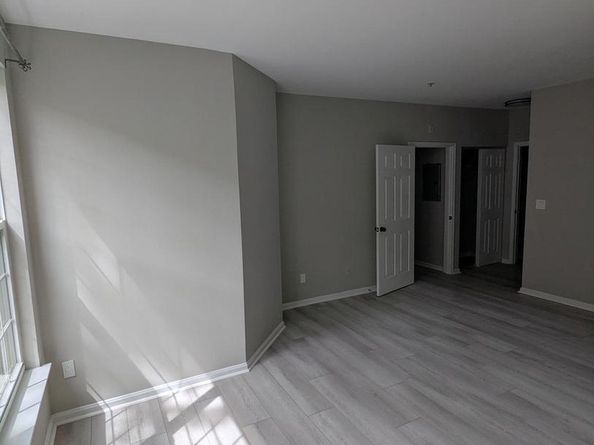8183 Carnegie Hall Court 209, Vienna VA 22180