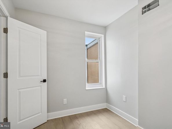 130 Fitzgerald Street, Philadelphia PA 19148