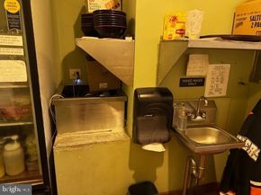 2240 S 12TH Street, Philadelphia PA 19148