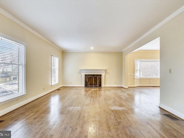 4477 Salem Lane NW, Washington DC 20007