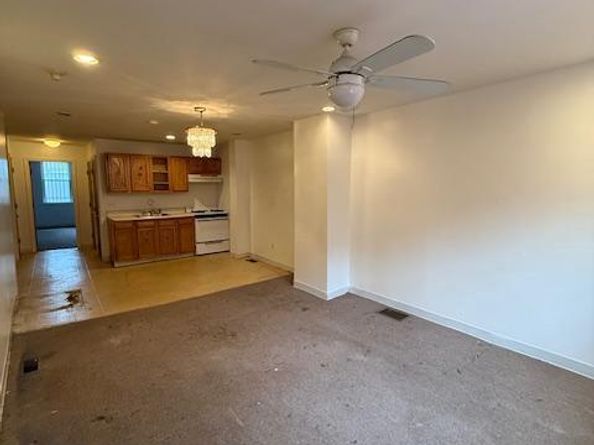 1833 S 5TH Street, Philadelphia PA 19148