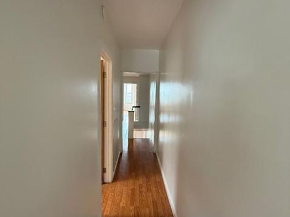 1833 S 5TH Street, Philadelphia PA 19148