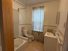 1833 S 5TH Street, Philadelphia PA 19148